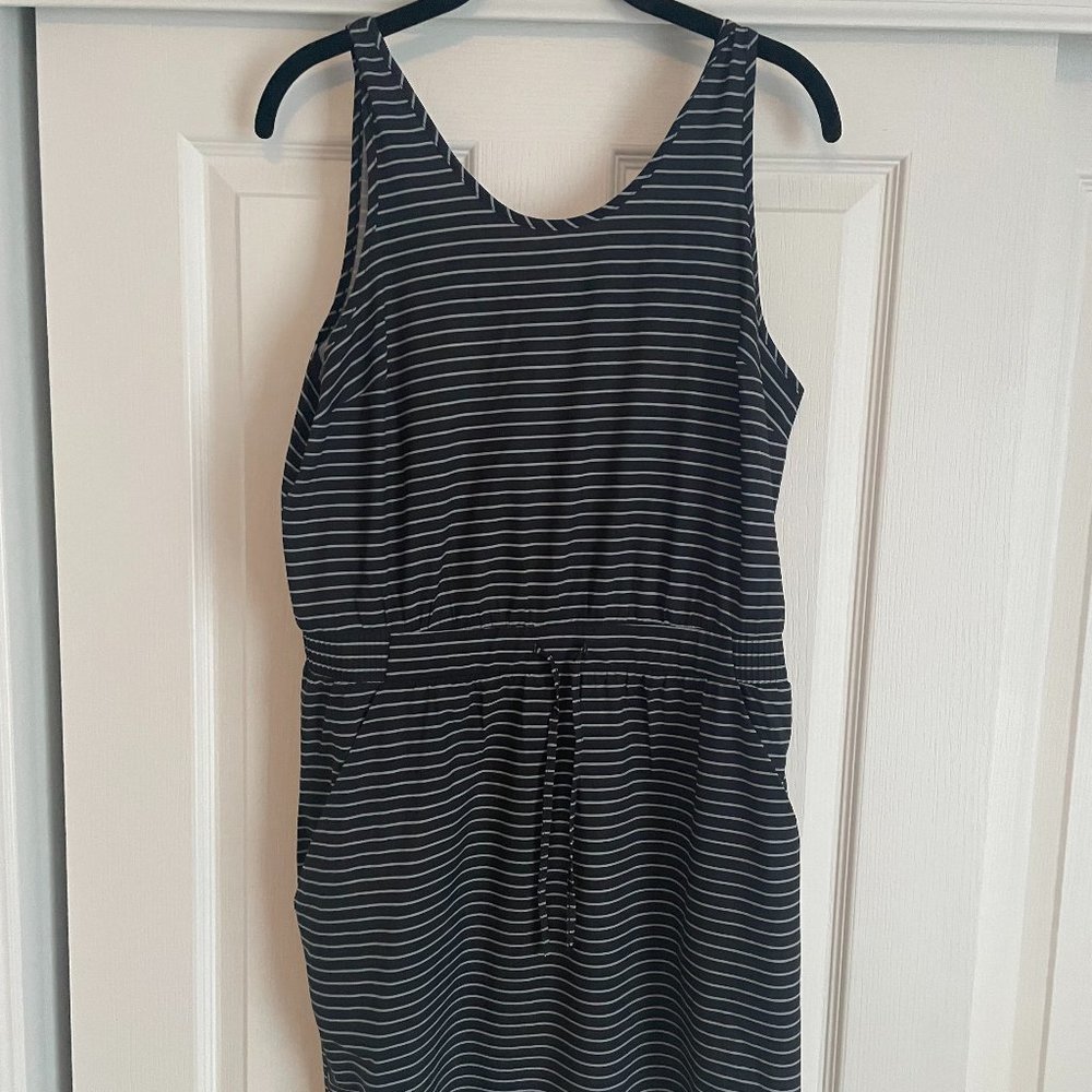 Athletic All in Motion striped dress, size medium.